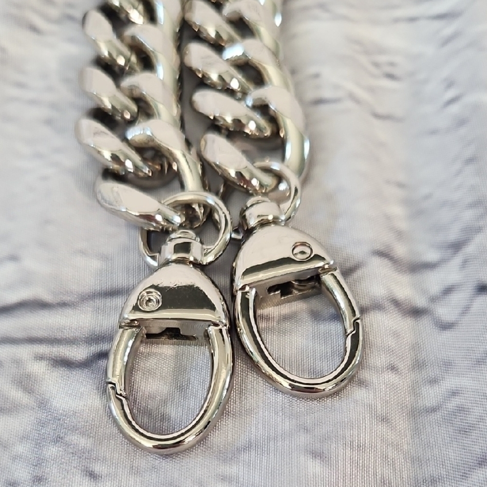 Silver Purse Chain - Picture 2 of 3